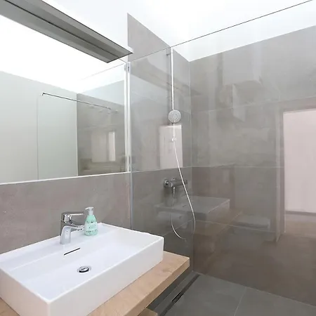 Stylische Cityapartments Benedikt * Klagenfurt am Woerthersee