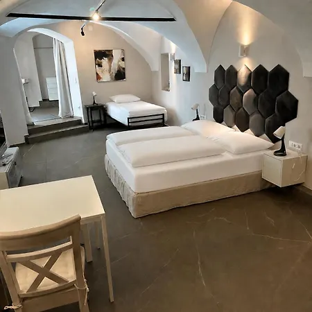 Apartment Stylische Cityapartments Benedikt Klagenfurt am Wörthersee