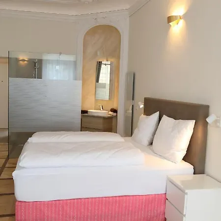 Stylische Cityapartments Benedikt Apartment *