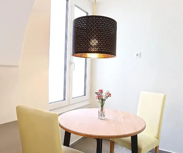 Stylische Cityapartments Benedikt Apartman *